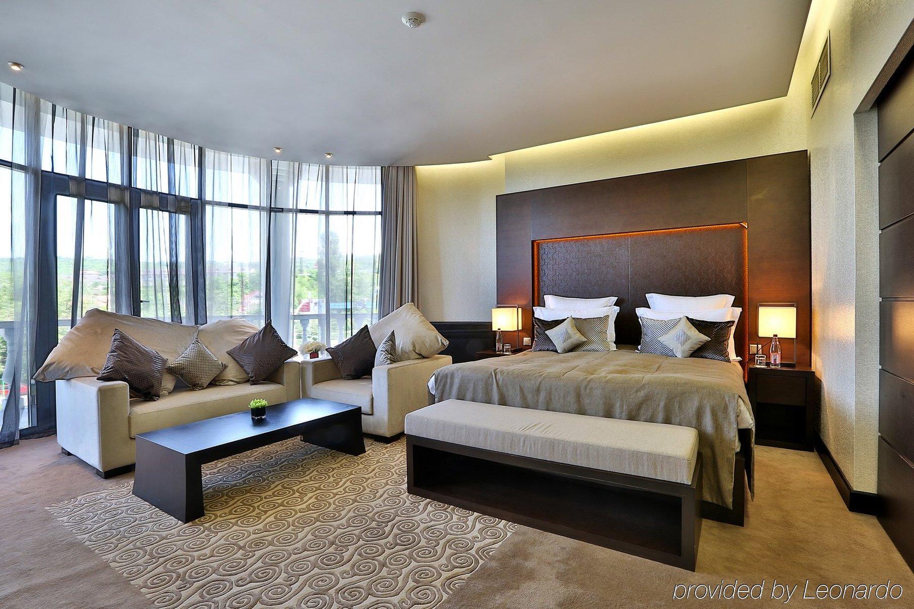 Donatello Boutique Hotel Αλμάτι Εξωτερικό φωτογραφία