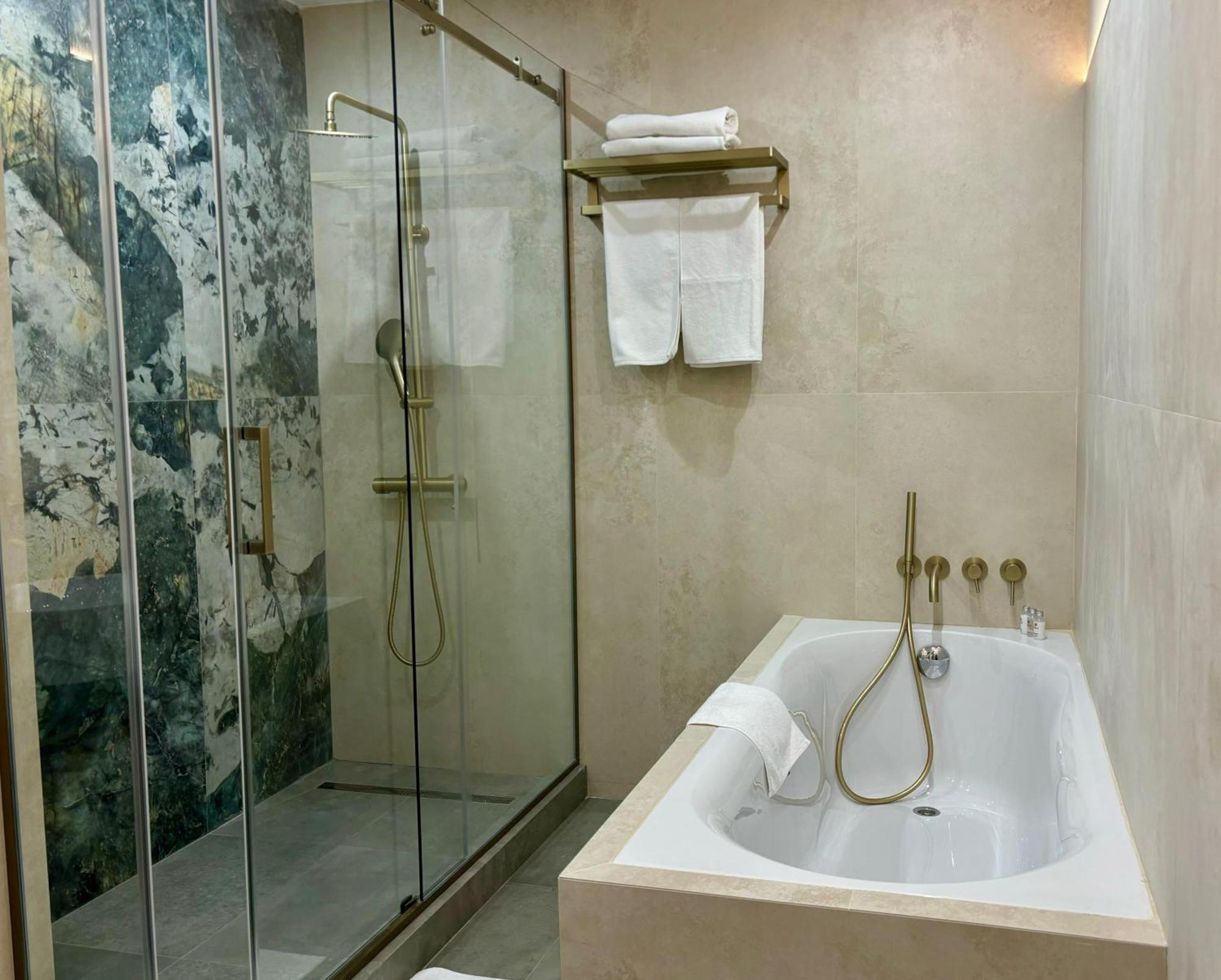 Donatello Boutique Hotel Αλμάτι Εξωτερικό φωτογραφία