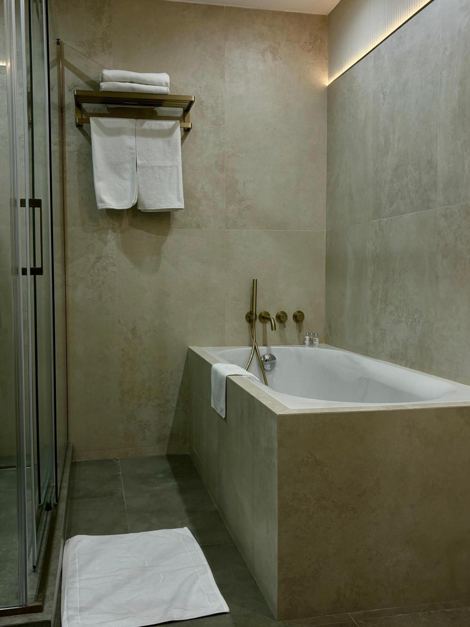Donatello Boutique Hotel Αλμάτι Εξωτερικό φωτογραφία