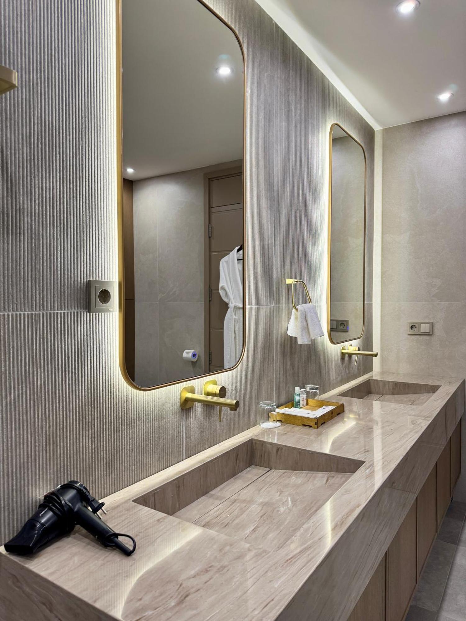 Donatello Boutique Hotel Αλμάτι Εξωτερικό φωτογραφία